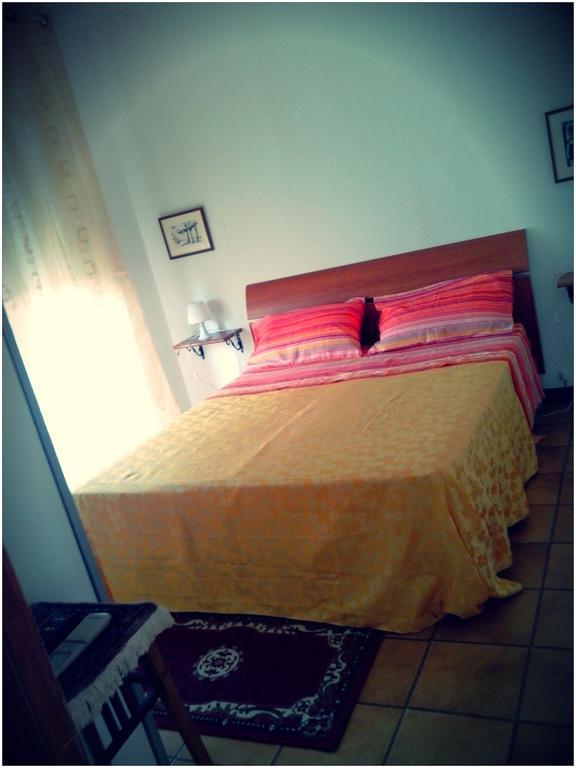 Bed And Breakfast Horus Quartu SantʼElena Zimmer foto